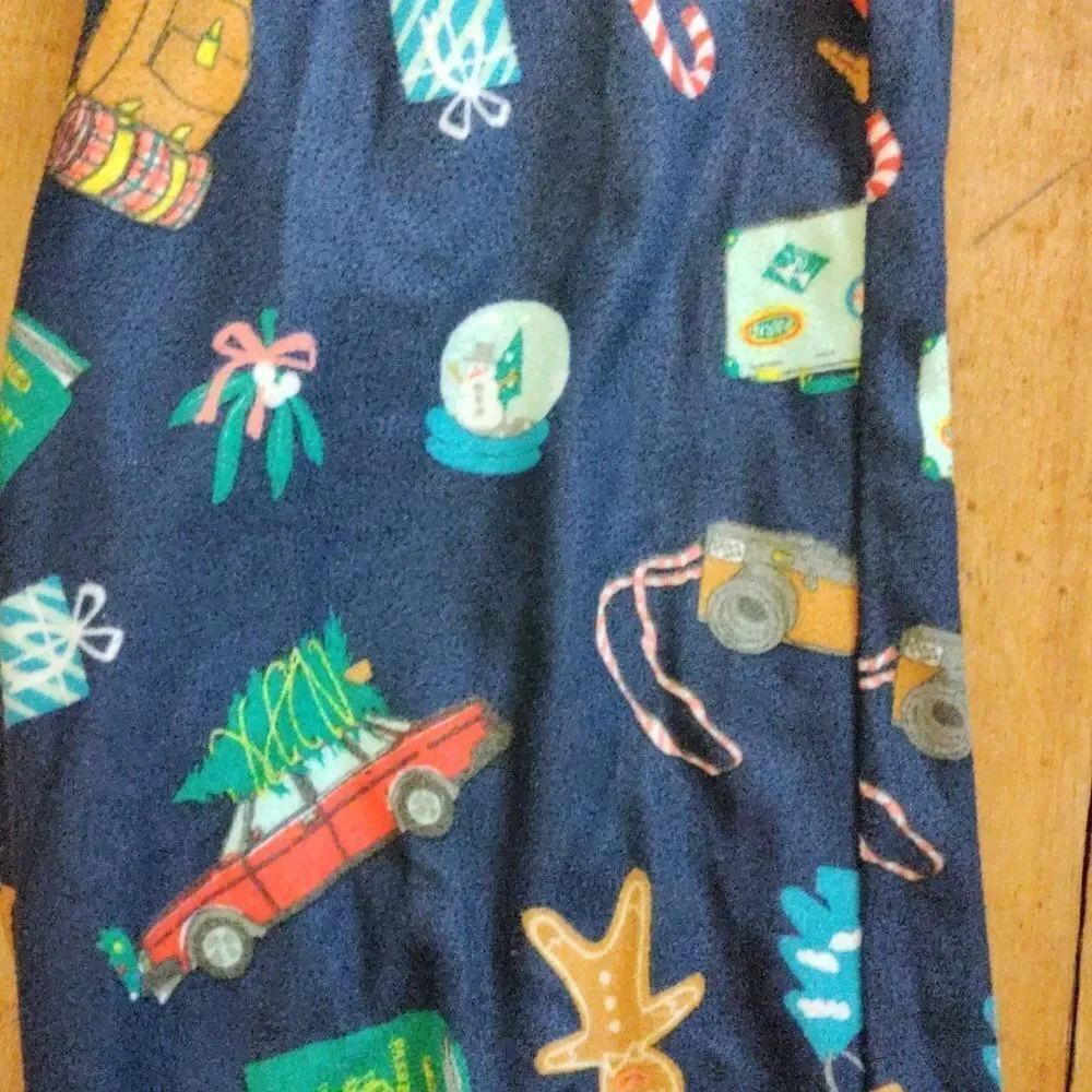 Old Navy pajama set size 8 Christmas holiday cotton long sleeve Fleece